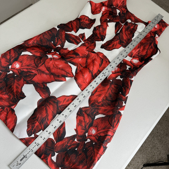 Chi Chi London Womens Dress UK 12 Red Piper Floral Open V Back Cocktail Romantic - Picture 7 of 11